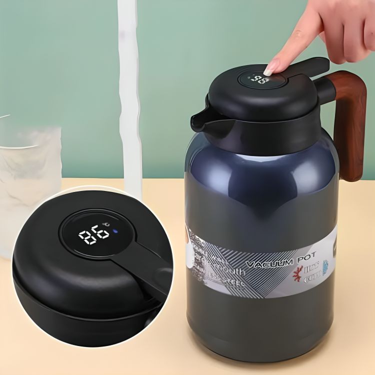 Vacuum Flask with Temperature Display