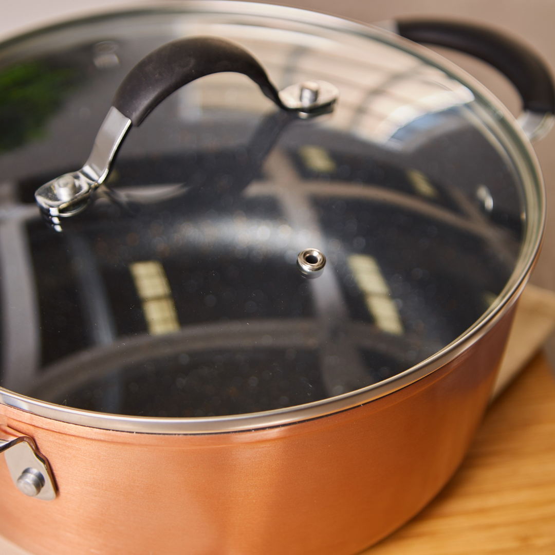 Non-Stick Casserole with Glass Lid - 4.4 L